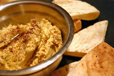Horseradish Hummus