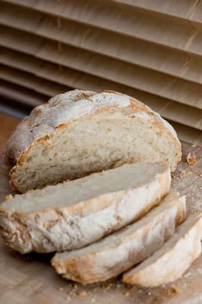 No-Knead Crusty White Bread