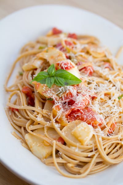 A close-up of a plate of pasta.