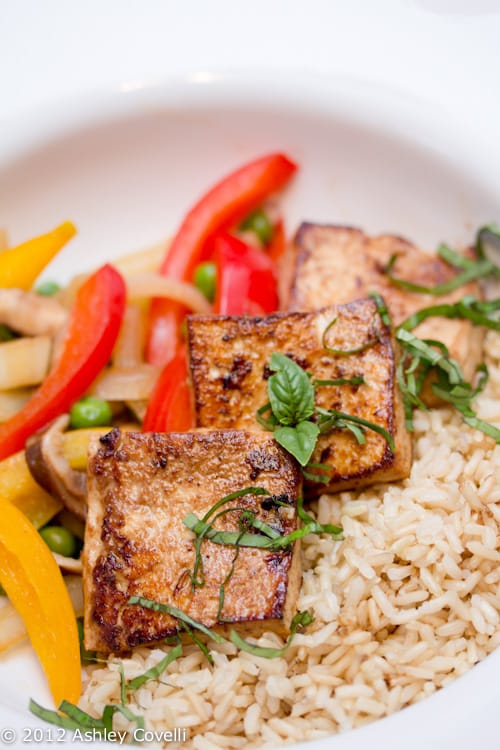 Tofu and stir-fried veggies with rice.