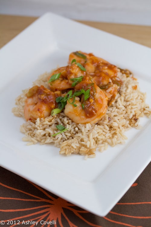 A plate of Szechwan shrimp over rice.