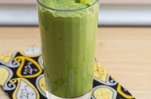 Mango, Kale, Avocado, and Cucumber Green Smoothie