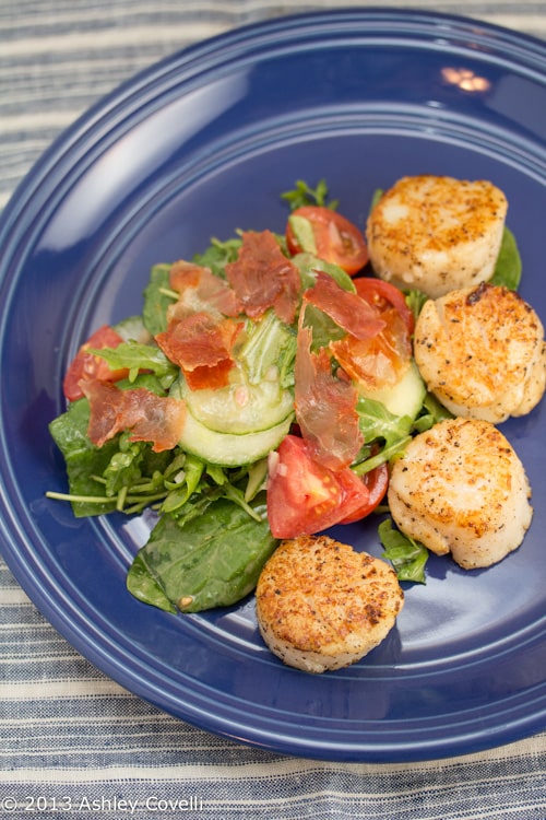 Seared Scallop Salad with Prosciutto Crisps