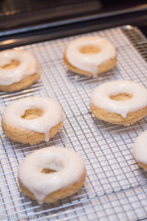 Vanilla Bean Baked Donuts