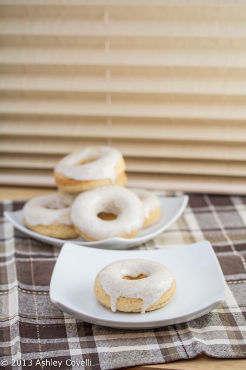 Vanilla Bean Baked Donuts