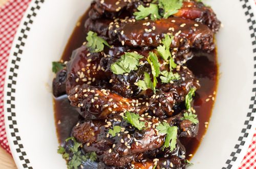 Slow Cooker Sticky Chicken Wings
