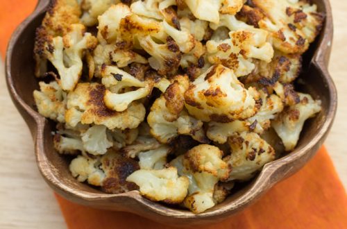 Paleo Roasted Cauliflower "Popcorn"