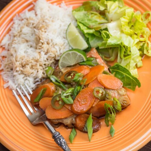 Foil Packet Salmon with Spicy Carrots