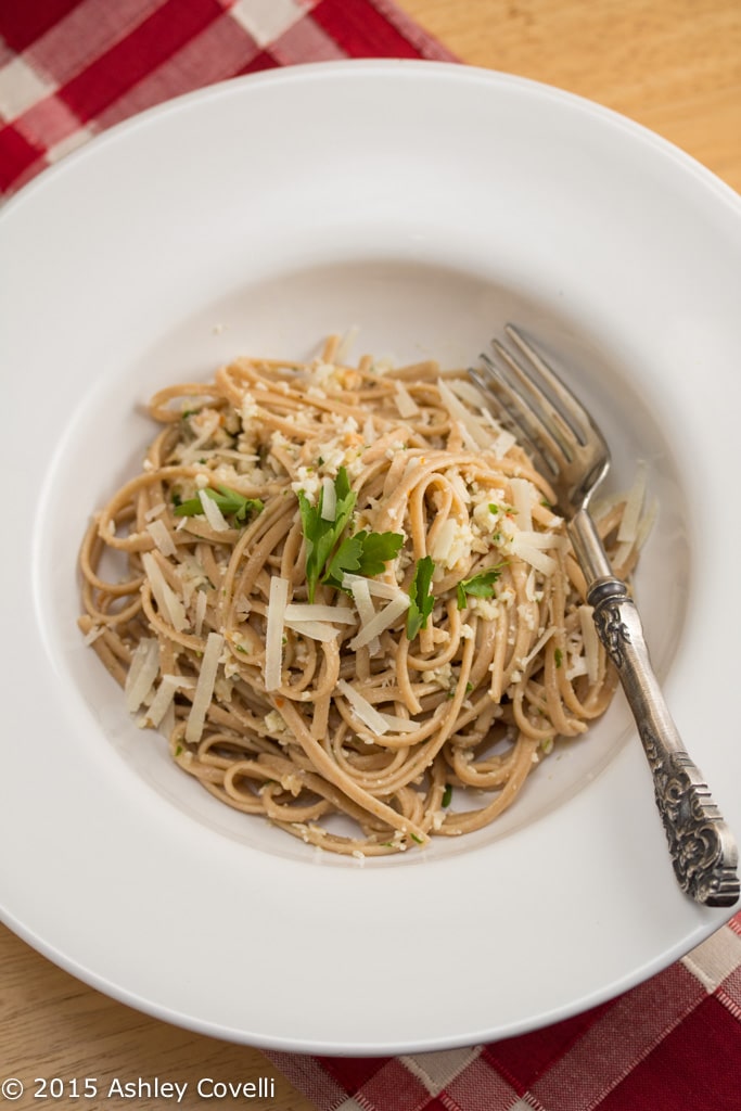 Linguine with Cauliflower Pesto