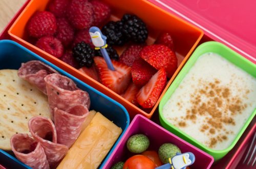 Maple Cinnamon Yogurt Dip + Lunchbox Tips for Preschoolers
