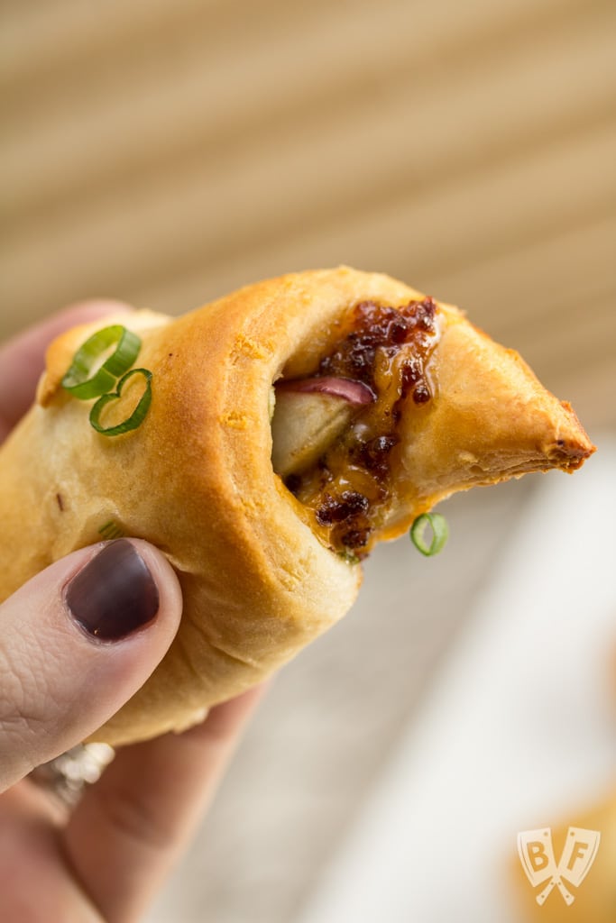 Cheesy Bacon + Apple Croissants: Bacon jam adds smokiness to this sweet-and-salty 5 ingredient appetizer recipe. An easy apple-studded hors d'oeuvre that will be a hit at any fall party!