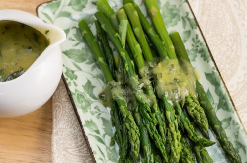 Gordon Ramsay's Asparagus with Lemon and Tarragon Hollandaise
