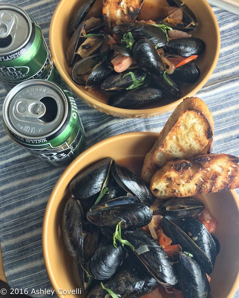 Garlicky Beer + Tarragon Steamed Mussels