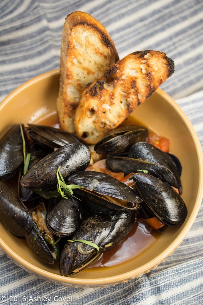 Garlicky Beer + Tarragon Steamed Mussels