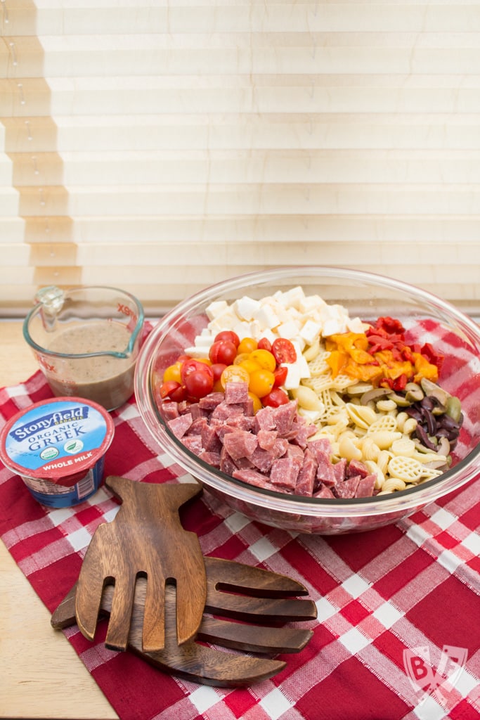 Antipasto Pasta Salad: Bring the fun of an antipasto spread to picnic season with this colorful spin on an Italian favorite + a giveaway from prAna! #StonyfieldBlogger