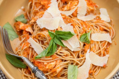 Family-Style Chicken Spaghetti: Transform rotisserie chicken into a quick, satisfying weeknight meal.