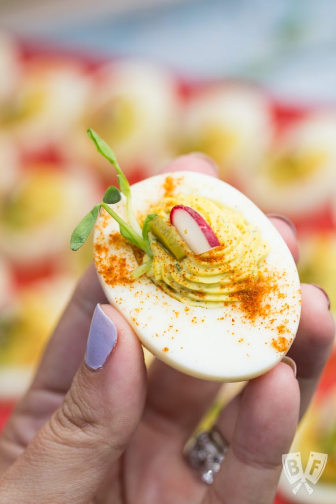 French-Inspired Deviled Eggs: These mayo-free beauties get a big boost of flavor from fresh tarragon, cornichons and dijon. #StonyfieldBlogger