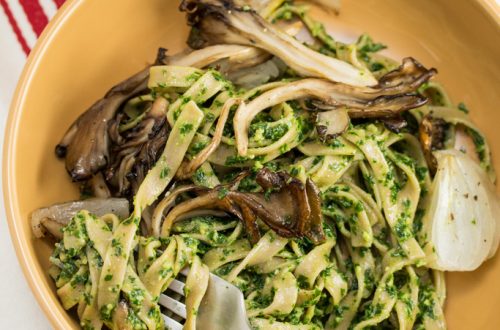 Farmer Fettuccine with Kale Pesto + Roasted Maitake Mushrooms: Celebrate spring's bounty with this gorgeously green bowl of farm fresh, vegan comfort food! #BigFlavorsFromTheFarm