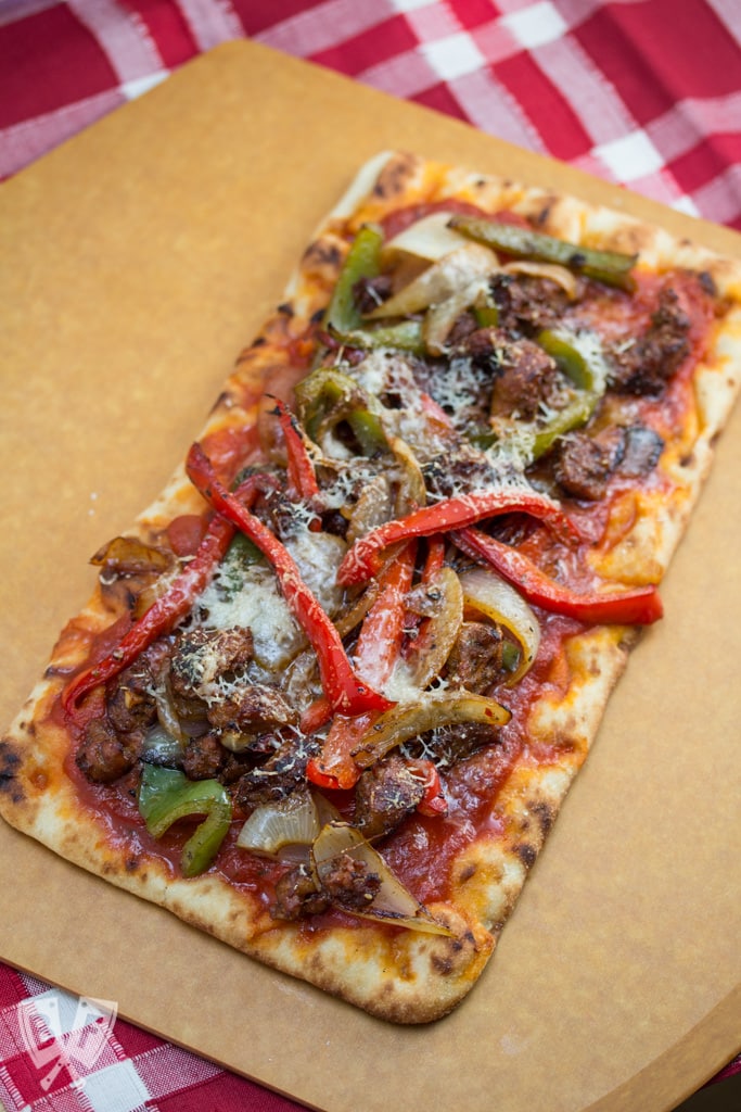 italian sausage and peppers pizza