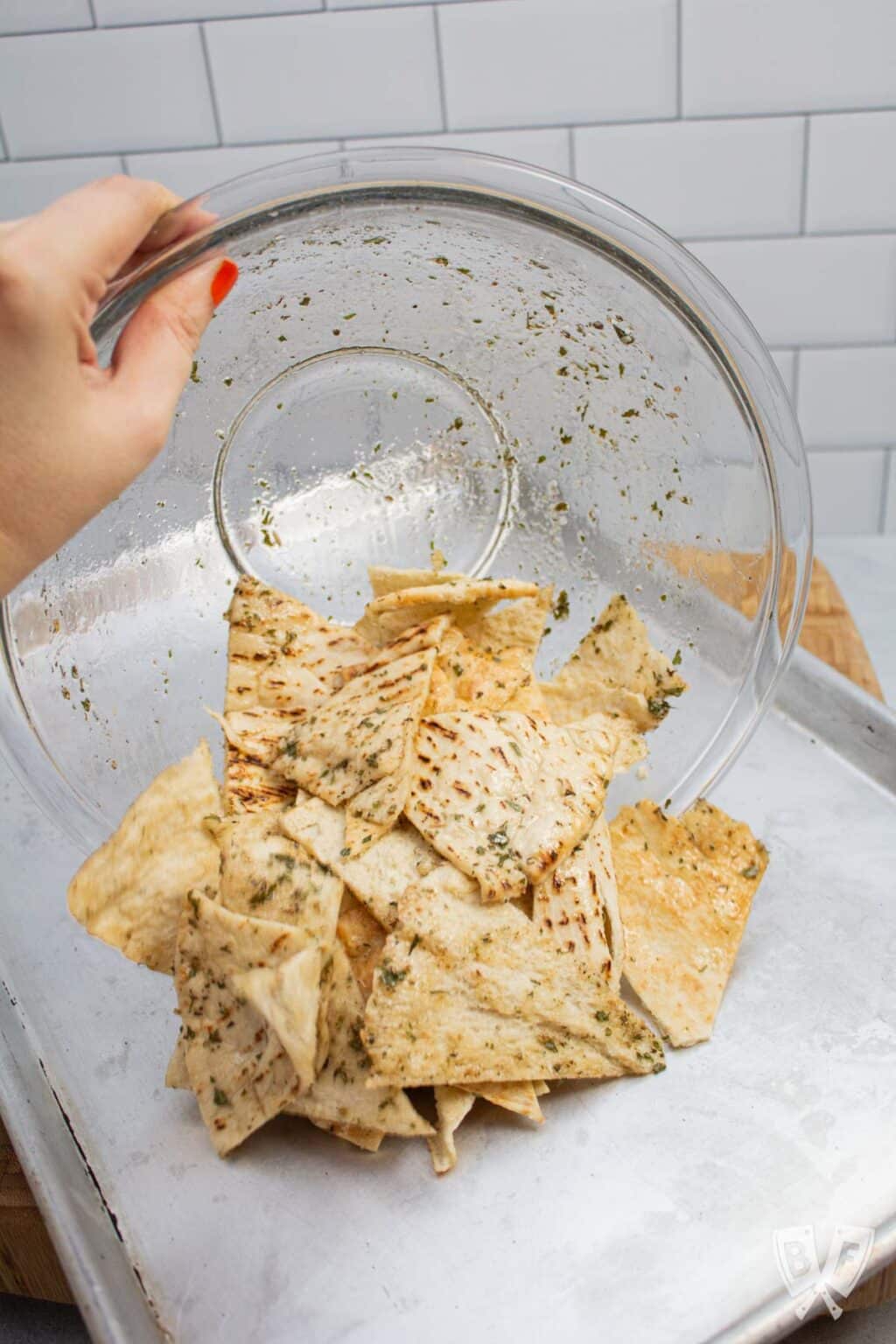 Homemade Seasoned Pita Chips: Easy, Baked, 5-Ingredient Recipe