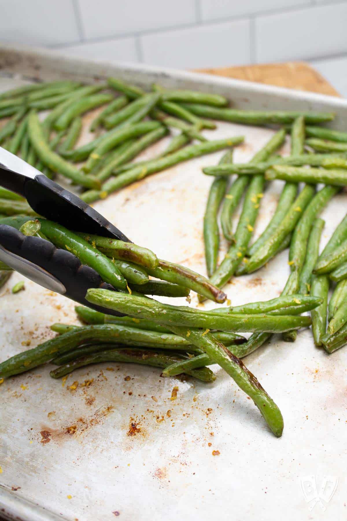 Easy Sheet Pan Roasted Green Beans with Lemon